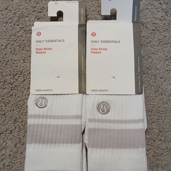 lululemon athletica Accessories - lululemon athletica  Daily Stride Ribbed Crew Socks -  Womens Med 7-10